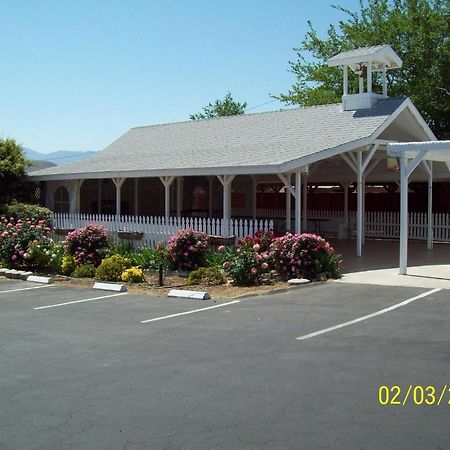 Lakeshore Lodge Wofford Heights Exterior photo